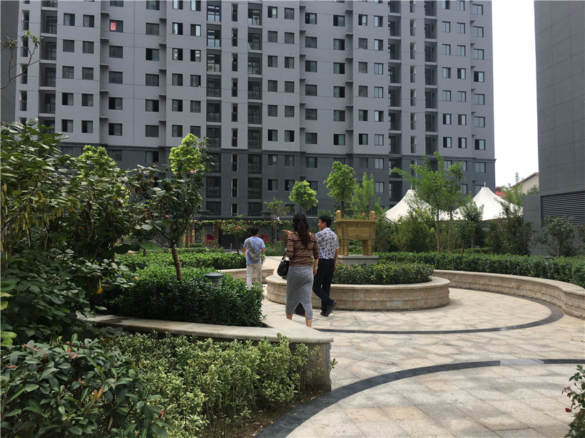 東易力天裝飾工地巡檢，生態(tài)家裝，細(xì)節(jié)處見態(tài)度